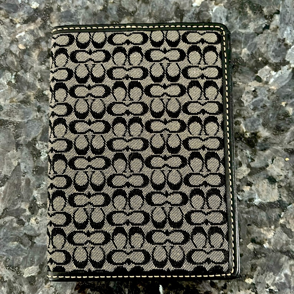 Coach passport case
